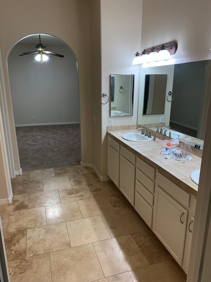 11331 E Fairbrook St #1 - Photo 4 of 6