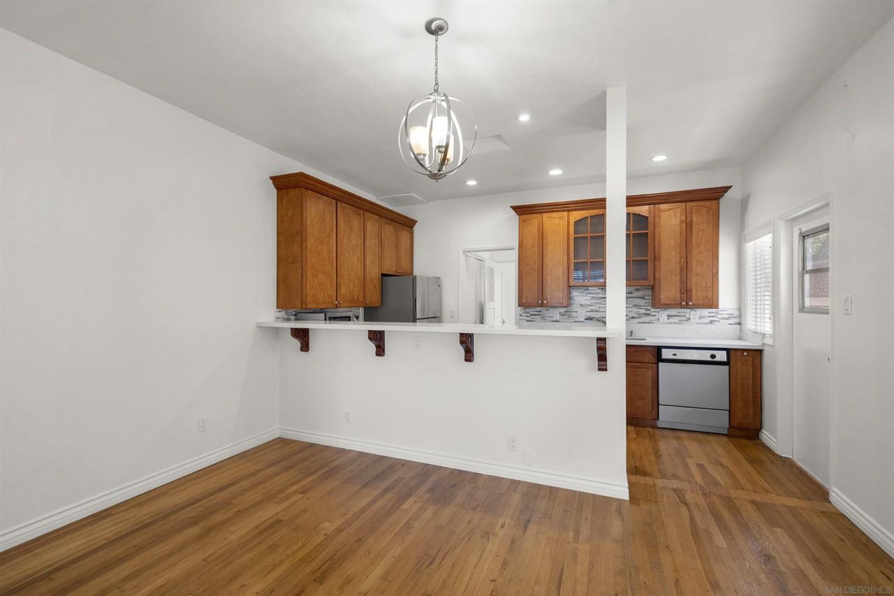 1430 Upas St #1 - Photo 3 of 20