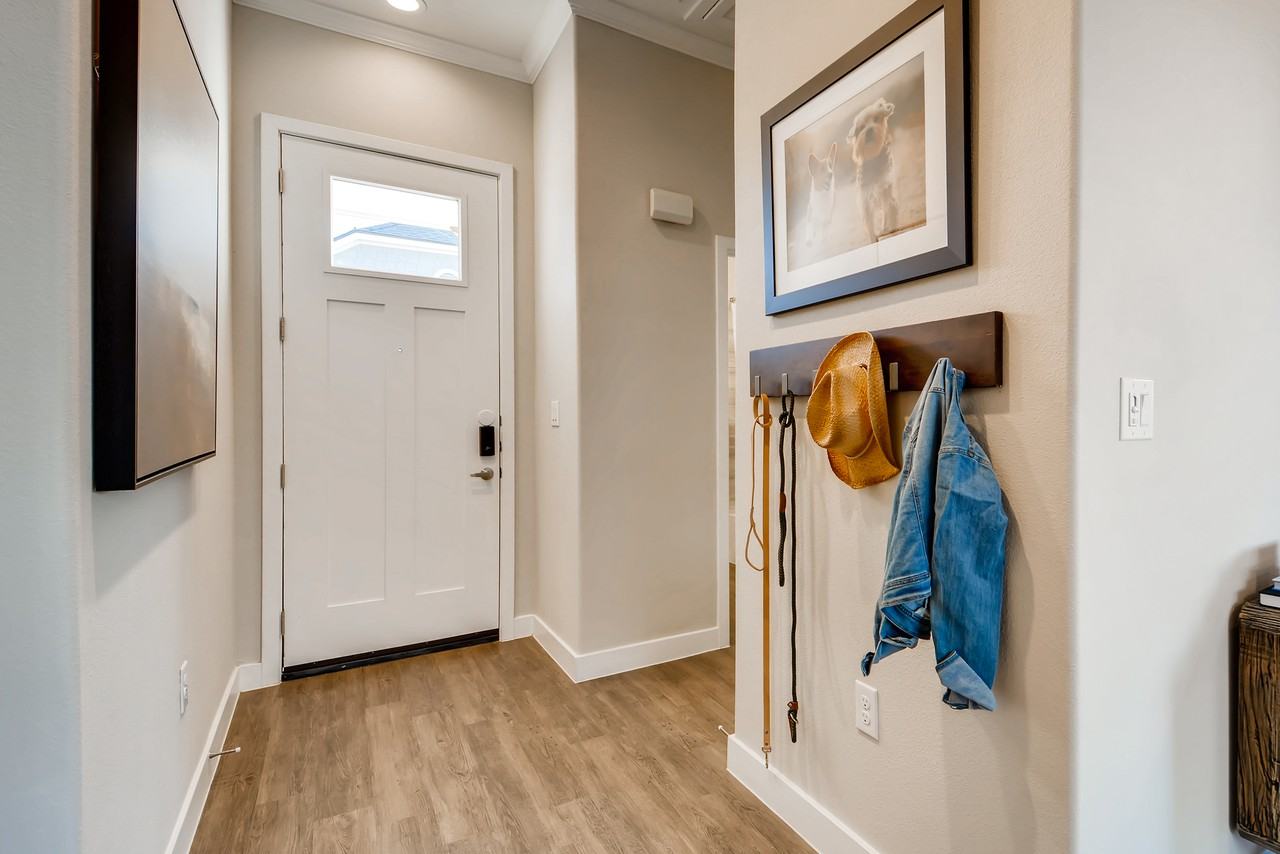 Avilla Oakridge - Photo 2 of 9