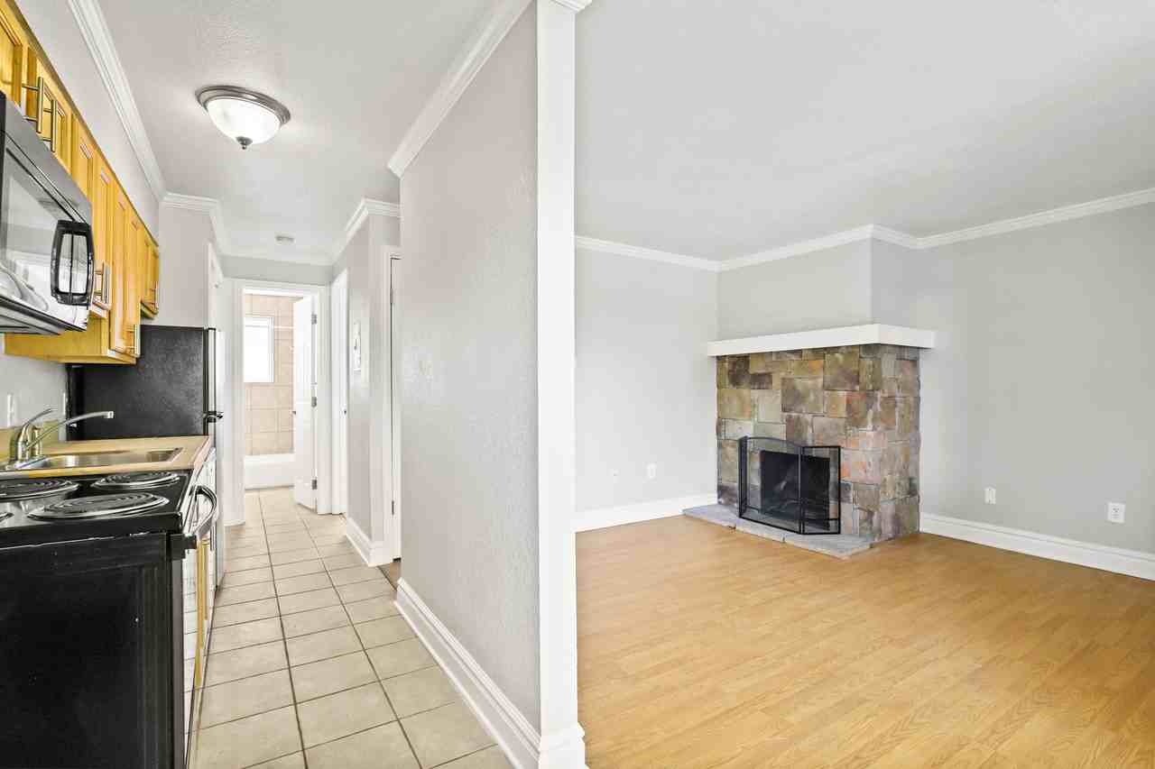 30 Pearl - Photo 3 of 11