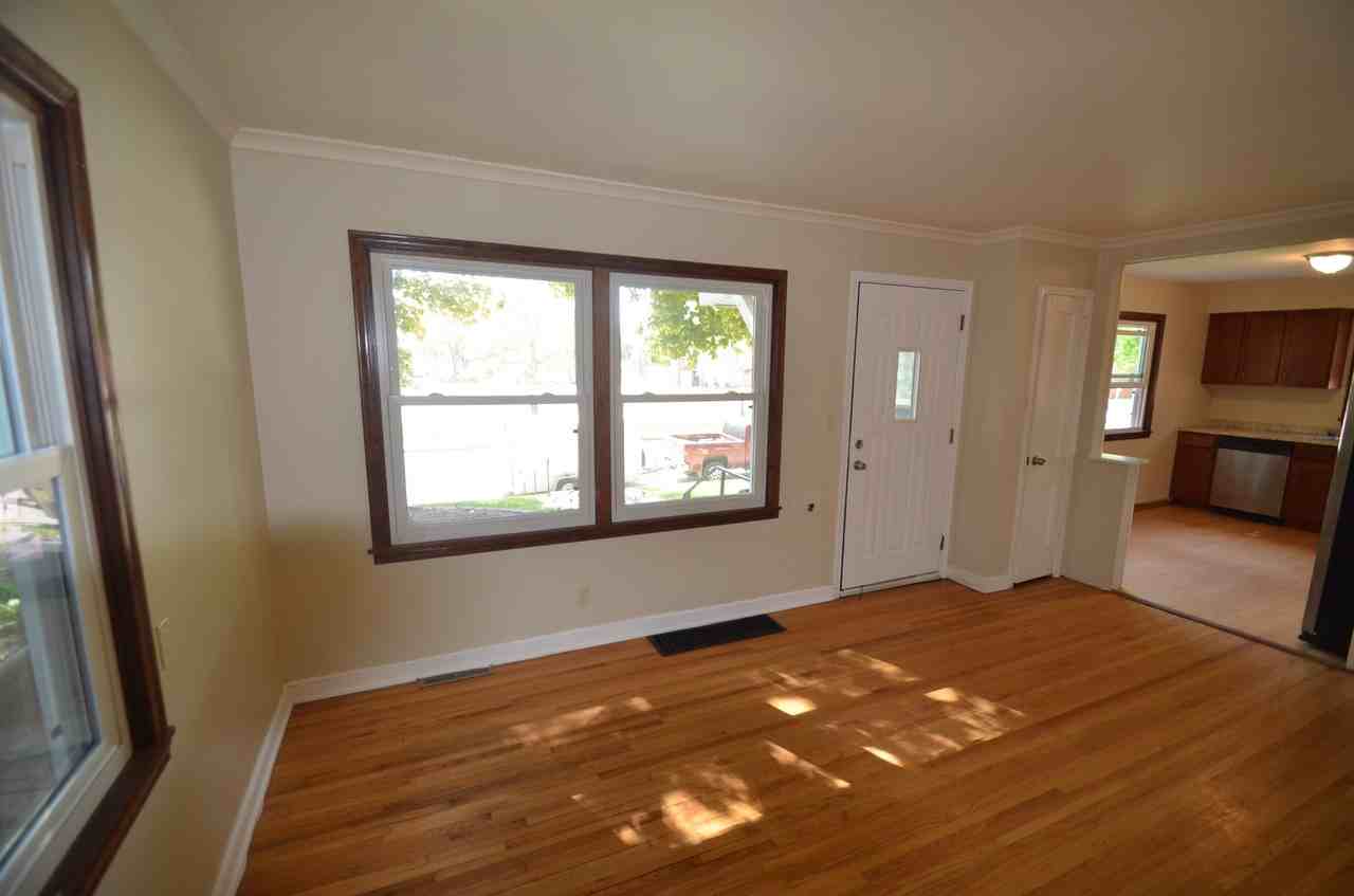 5653 24th Ave S - Photo 2 of 8