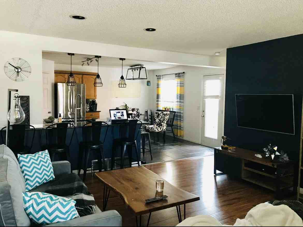 1914 25 Street Southwest #1 - Photo 2 of 14