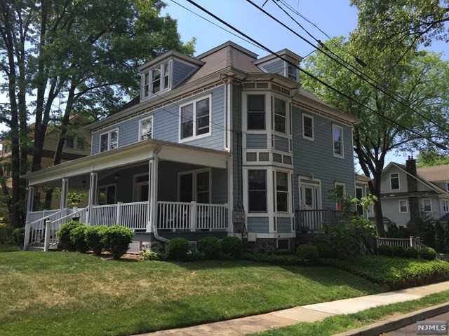 232 Woodside Ave - Photo 2 of 14