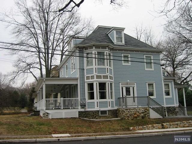 232 Woodside Ave - Photo 3 of 14