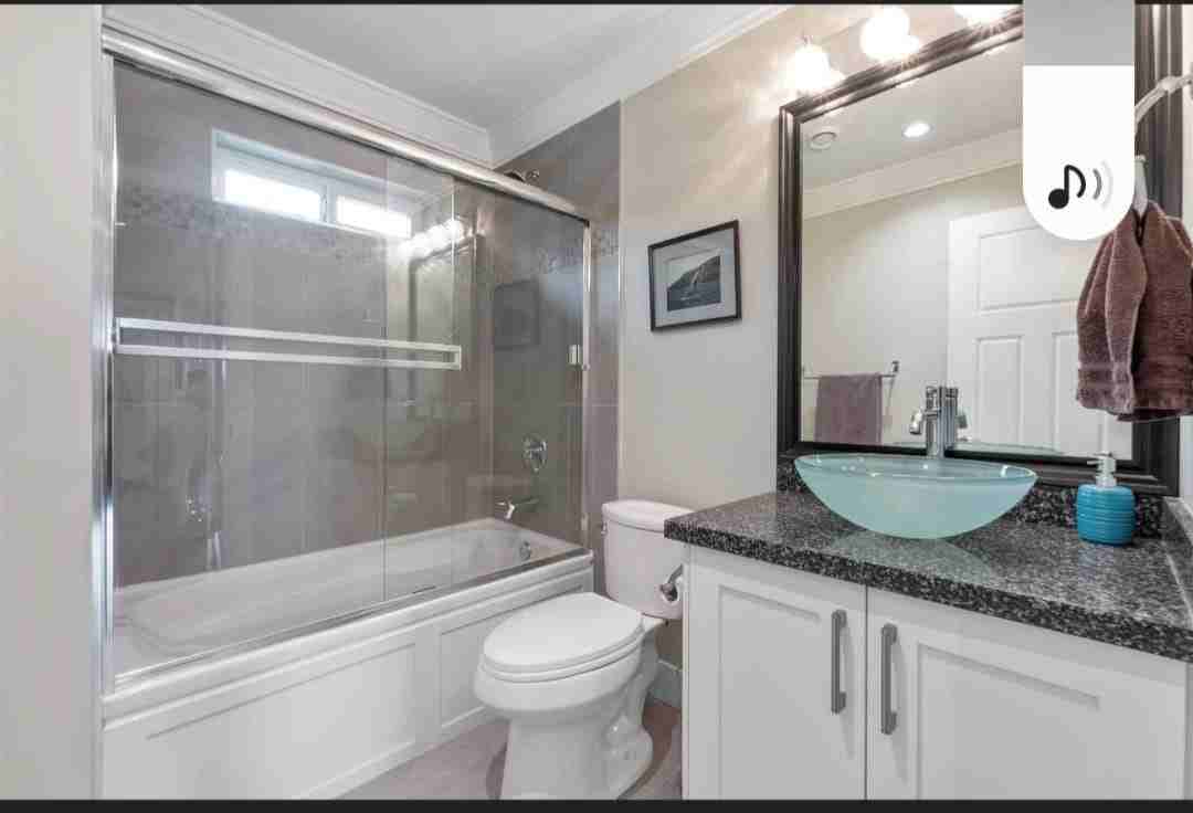 142 St & 60 Ave - Photo 3 of 12