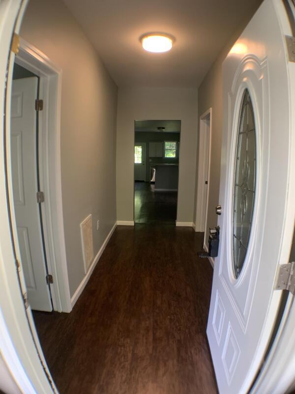 706 W Columbia St - Photo 5 of 19