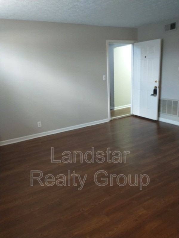 7320 Six Mile Ln #2 - Photo 6 of 18