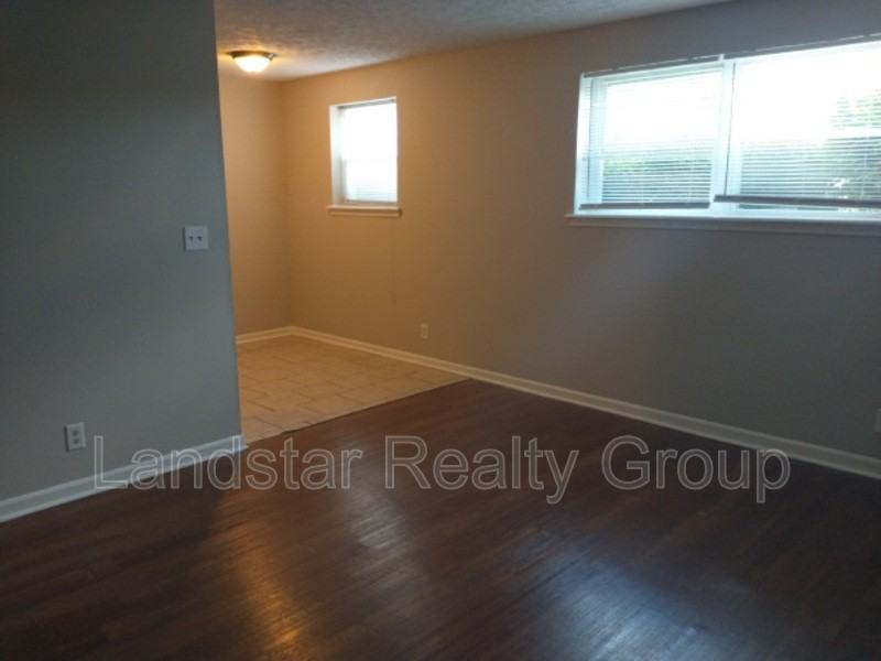 7320 Six Mile Ln #2 - Photo 5 of 18
