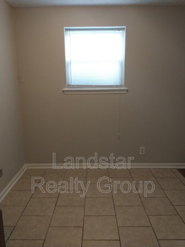 7320 Six Mile Ln #2 - Photo 7 of 18