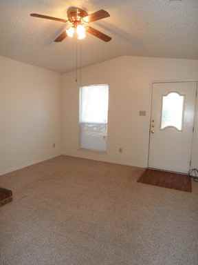 6847 S Creek Dr - Photo 3 of 18