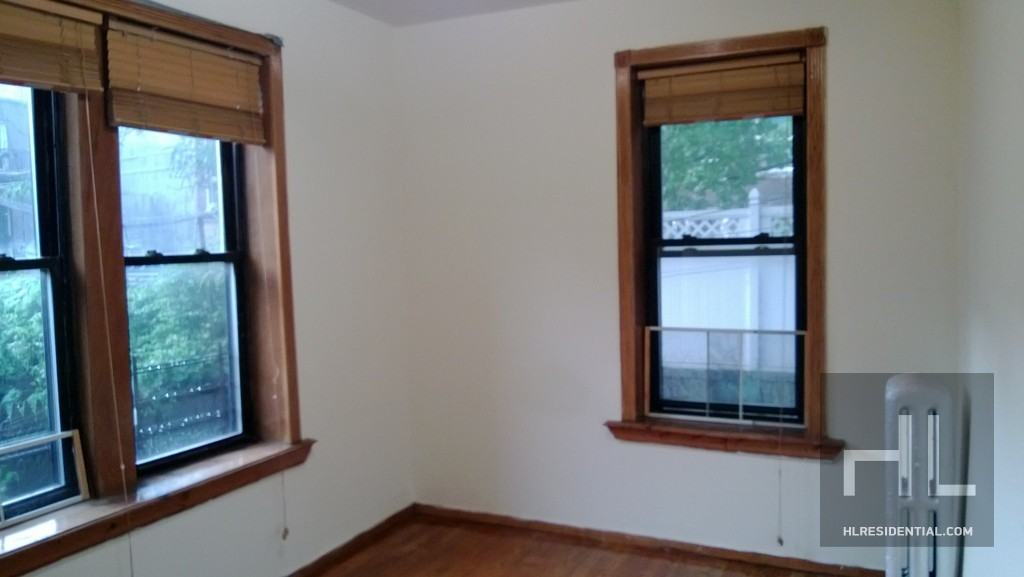 14th St #A4 - Photo 2 of 5