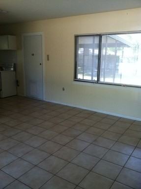 314 Hollywood Blvd SW - Photo 2 of 7