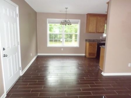 205 Alec Cir - Photo 3 of 10