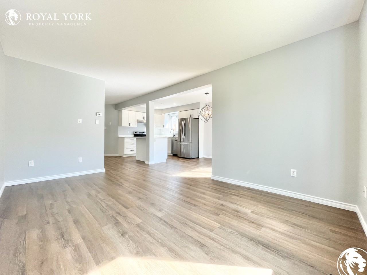 493 Bankside Dr - Photo 3 of 37