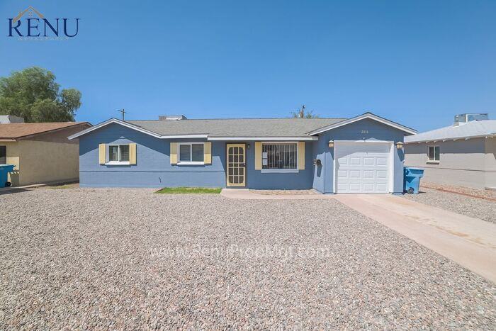 2816 W Marshall Ave - Photo 3 of 20