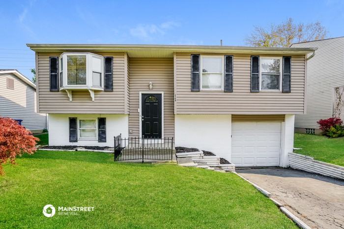 2168 Jade St - Photo 2 of 18
