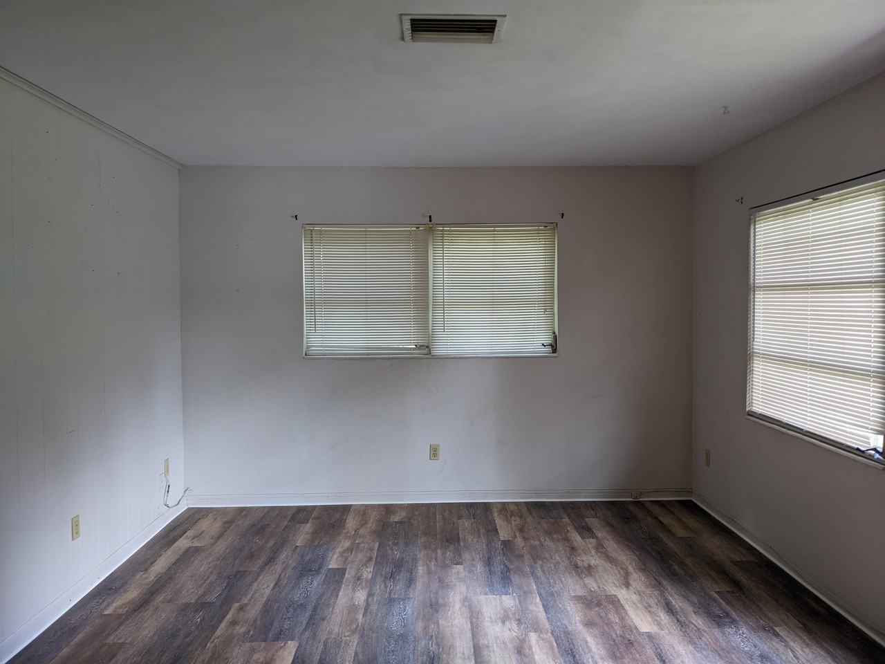 454 S Hibiscus Ave #1 - Photo 6 of 16