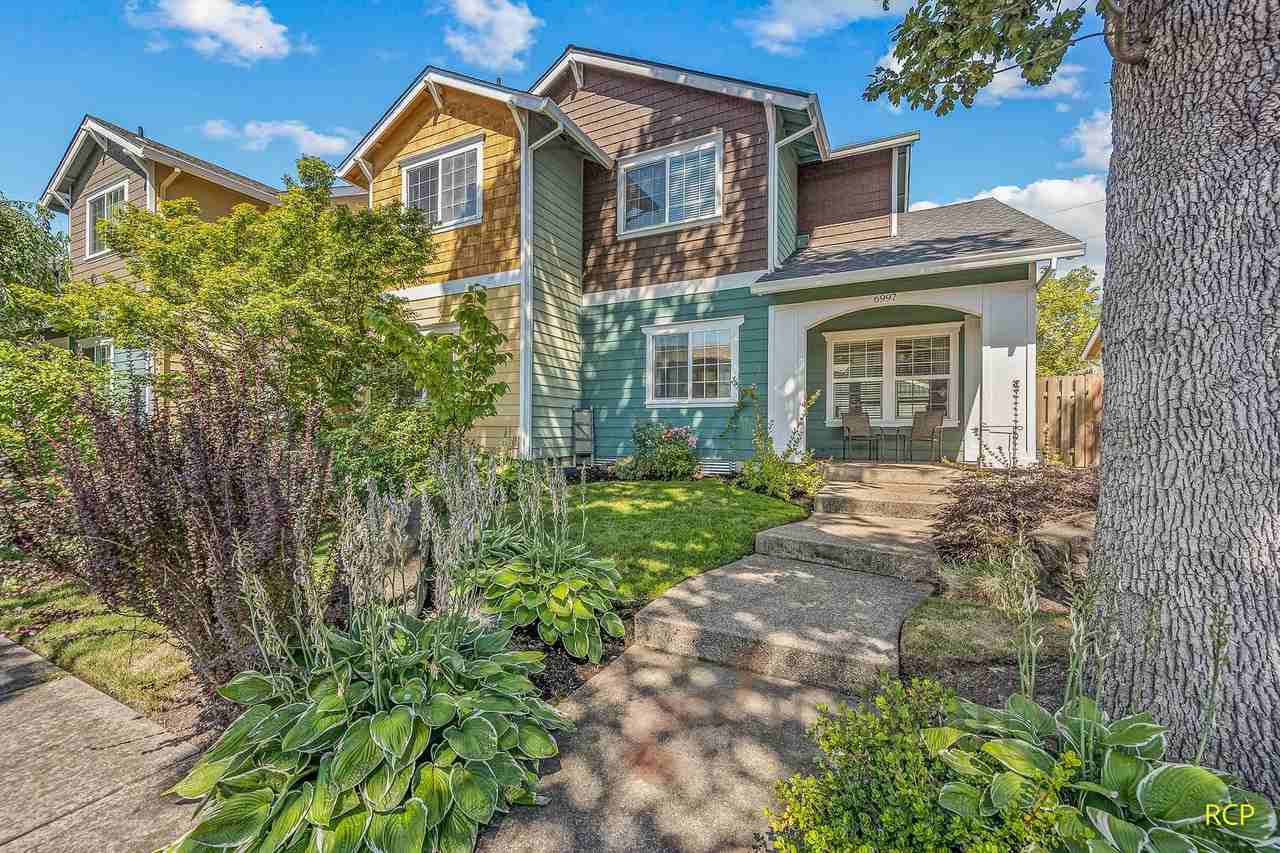 6997 Ne Birch St #1 - Photo 5 of 50