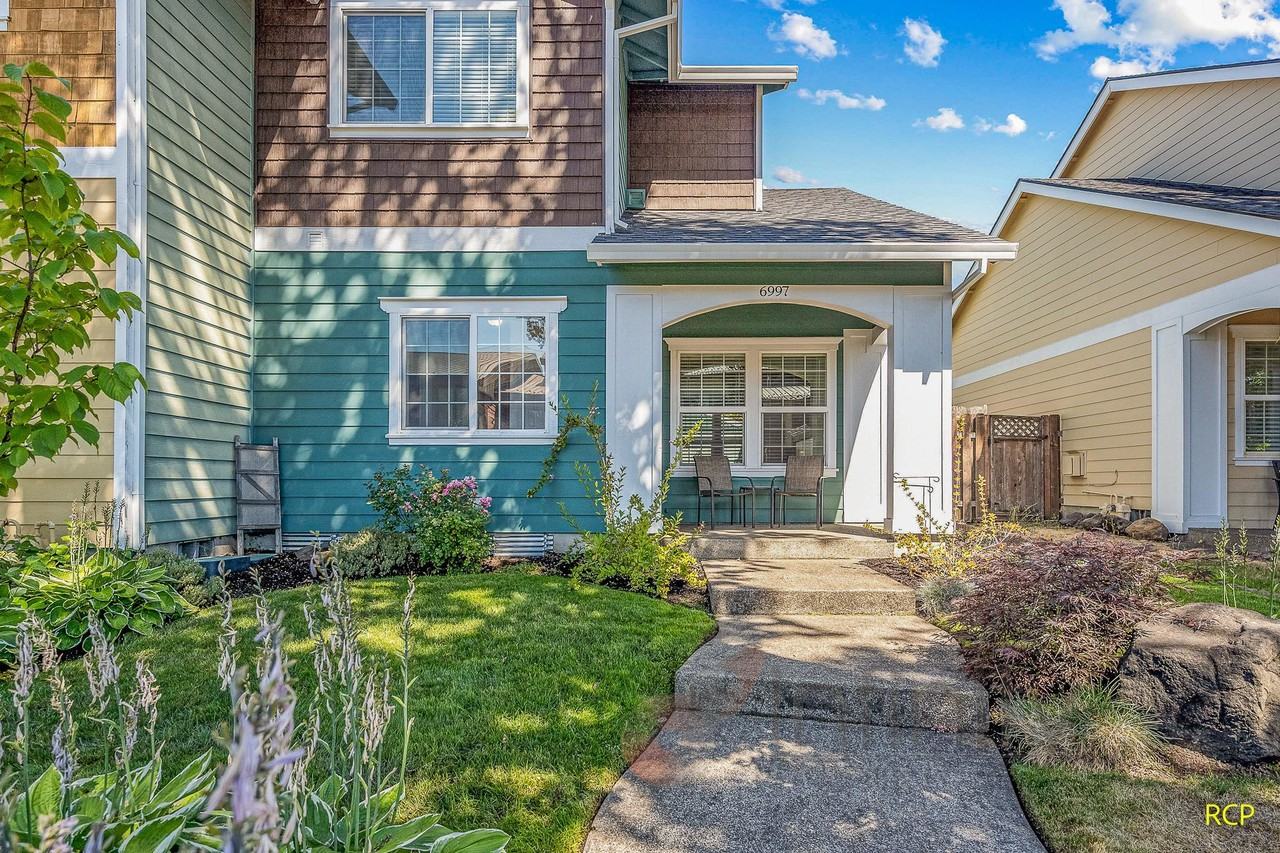 6997 Ne Birch St #1 - Photo 6 of 50