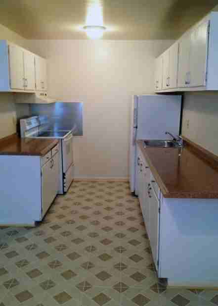 205 N Everhart Ave #205C03 - Photo 3 of 12