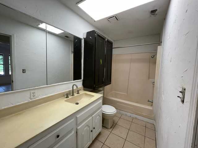 210 Archibald St #4 - Photo 4 of 6