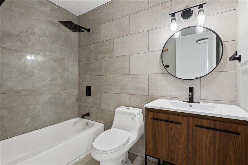 1200 Southwest 52nd Avenue - Photo 4 of 4