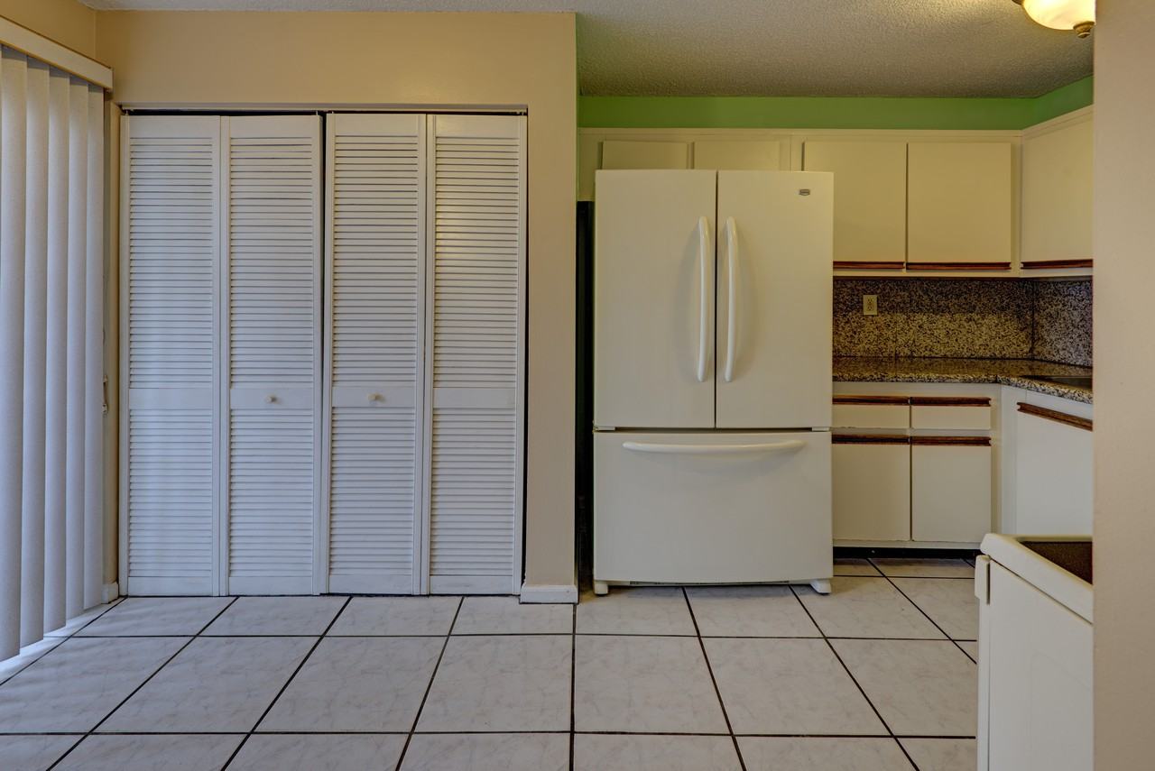 4952 North Hemingway Circle - Photo 2 of 22