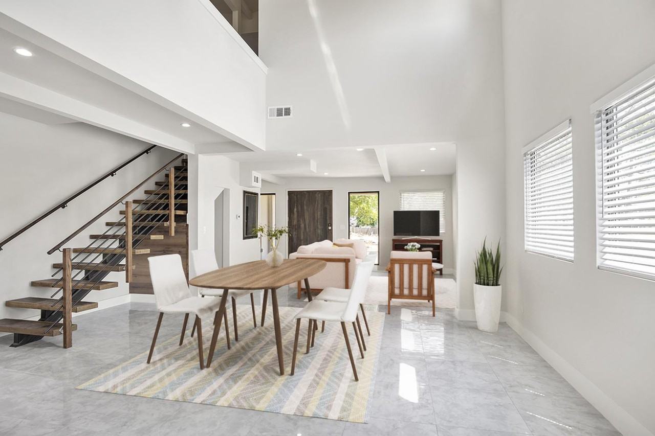 Elegant and updated North Oak Cliff home - Photo 2 of 25