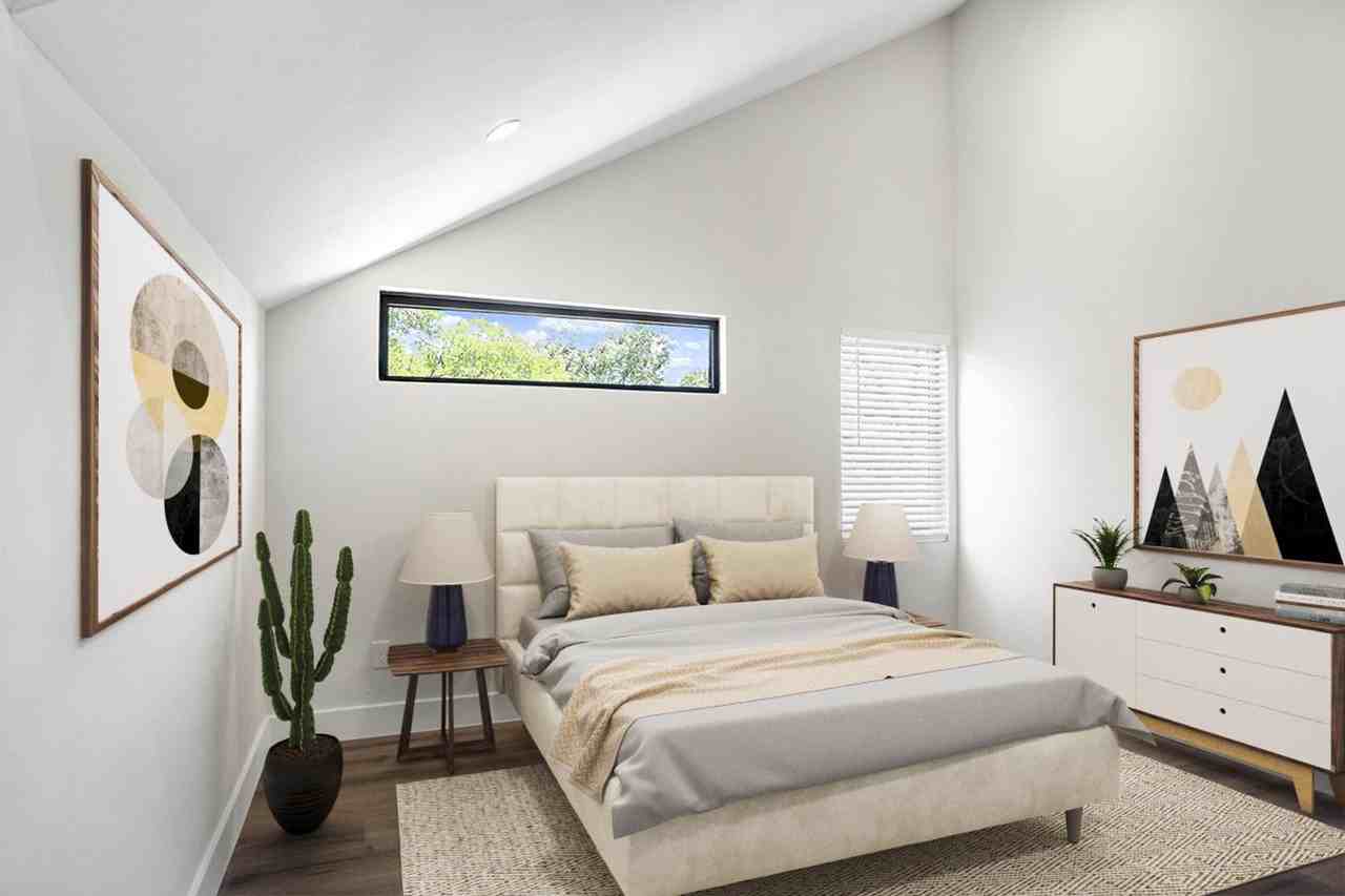 Elegant and updated North Oak Cliff home - Photo 7 of 25