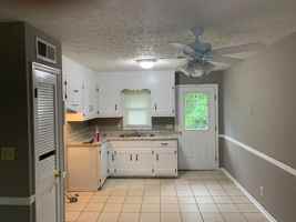 featured image of 175 S 4th St #9