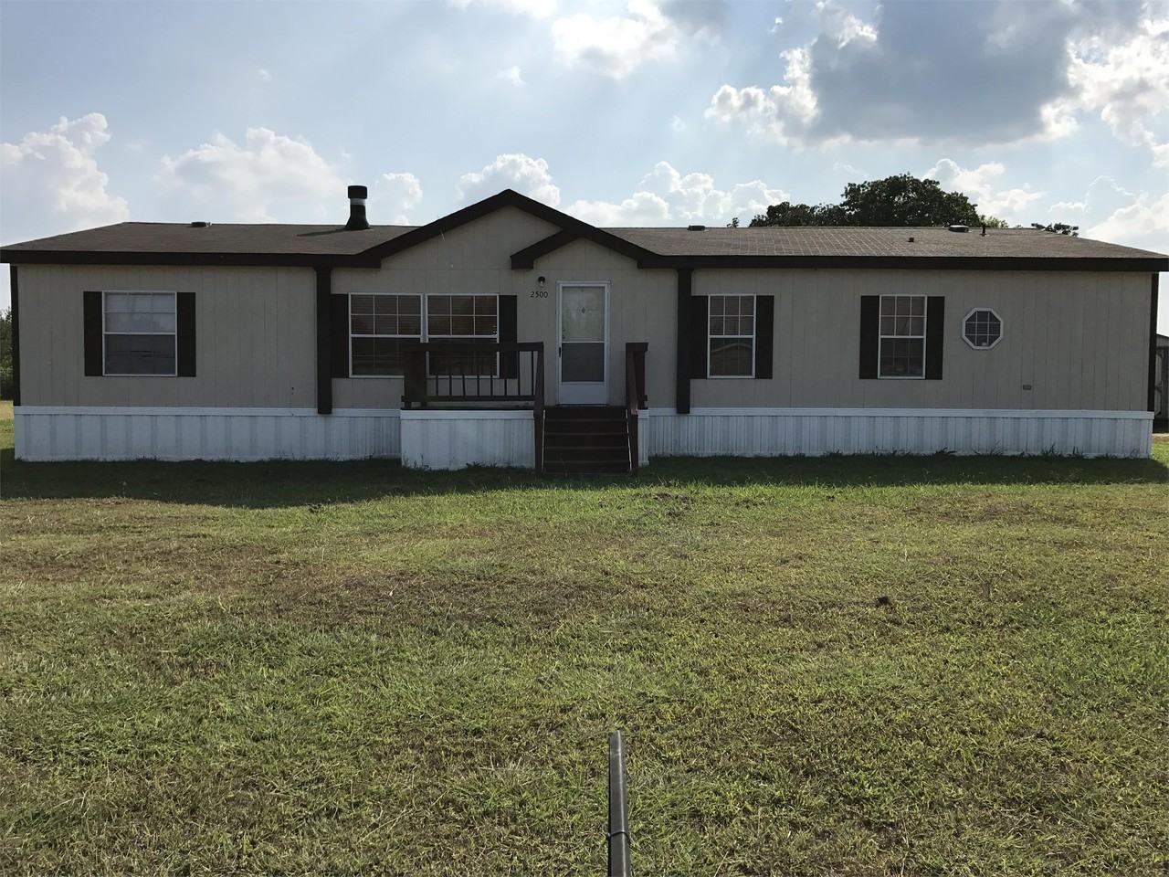 2500 Redwood Circle #1