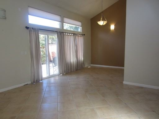 156 Briarwood Dr - Photo 2 of 11