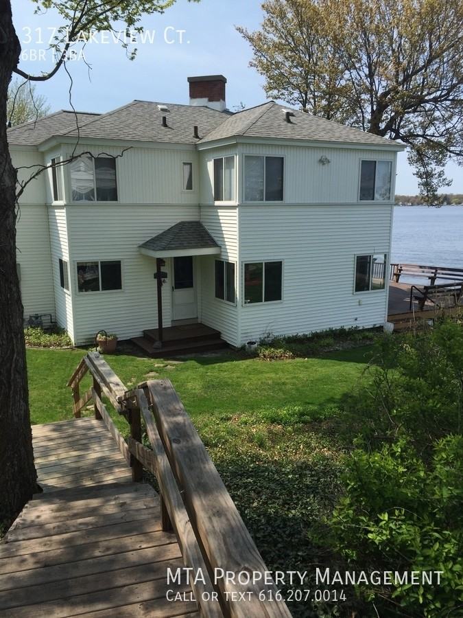 317 Lakeview Ct - Photo 3 of 19