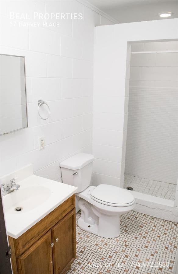 67 Harvey Street North - Photo 7 of 11