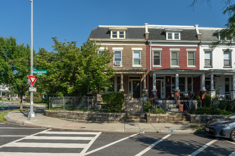 4209 New Hampshire Ave Nw - Photo 2 of 44