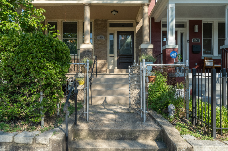 4209 New Hampshire Ave Nw - Photo 3 of 44