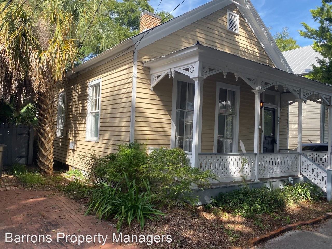 210 Church St - Photo 3 of 18