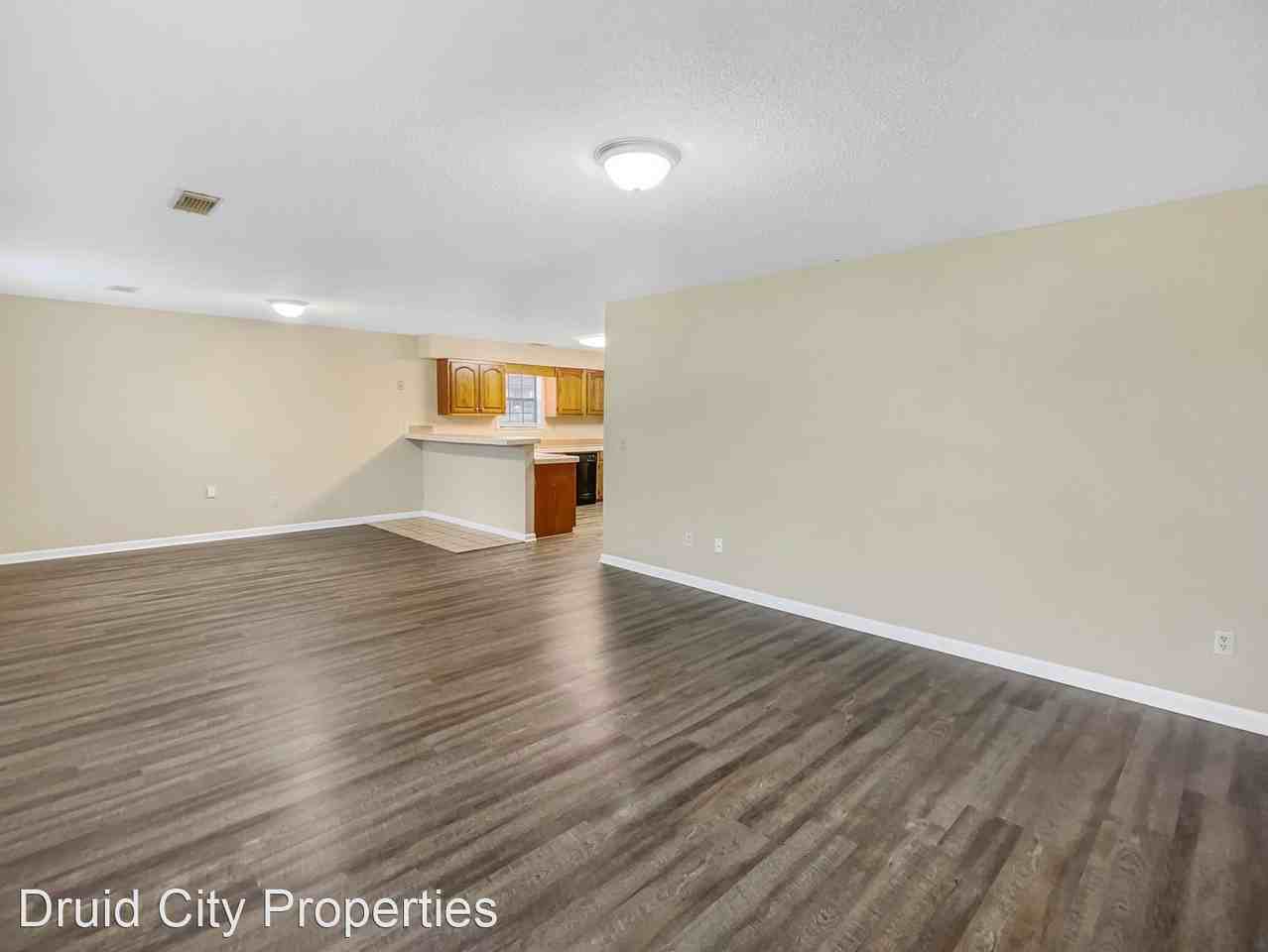 2432 Rutherford Cir - Photo 3 of 17