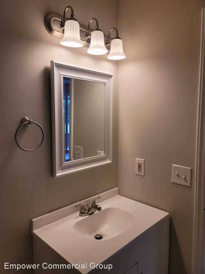 Charlotte Avenue - Photo 3 of 6