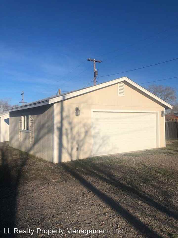 1180 Fort Churchill St - Photo 2 of 12