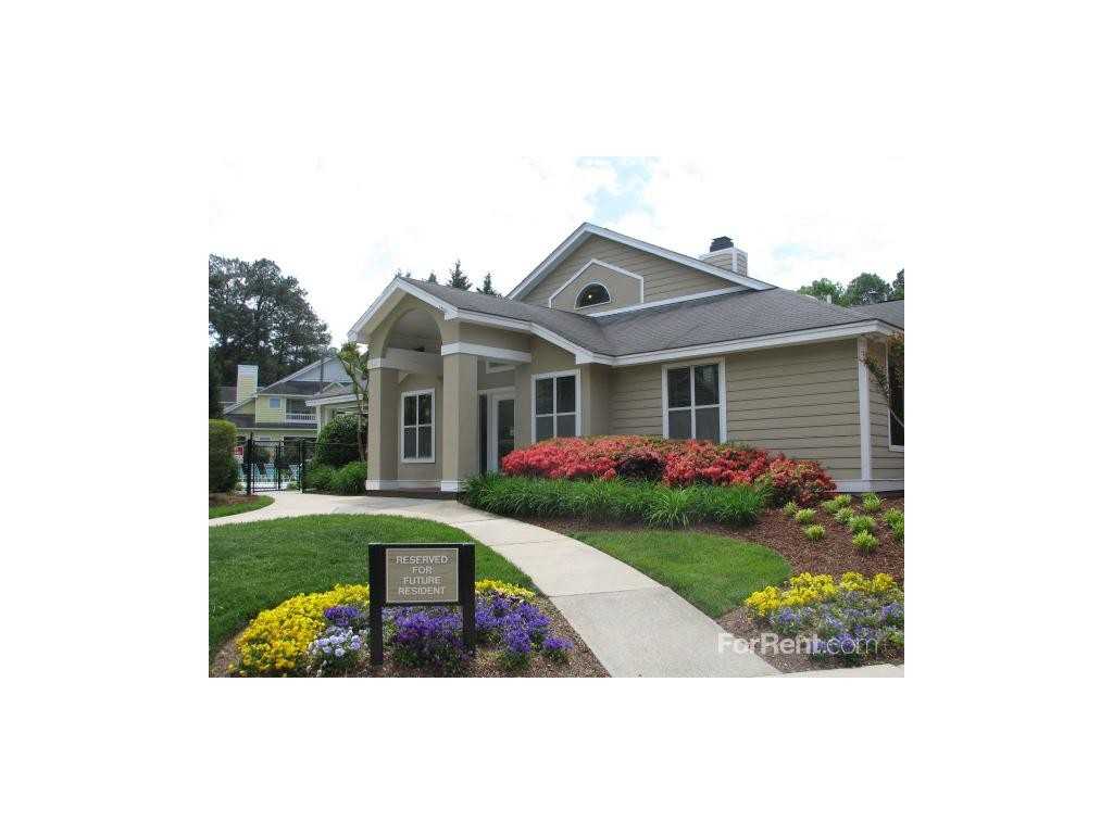 Regency Place Apartments - Photo 2 of 3