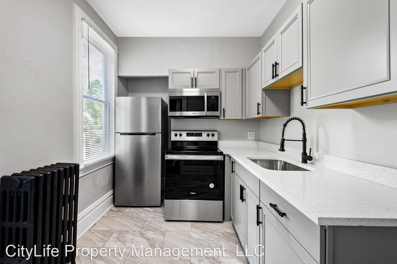 944 Jackman Avenue - Photo 2 of 48