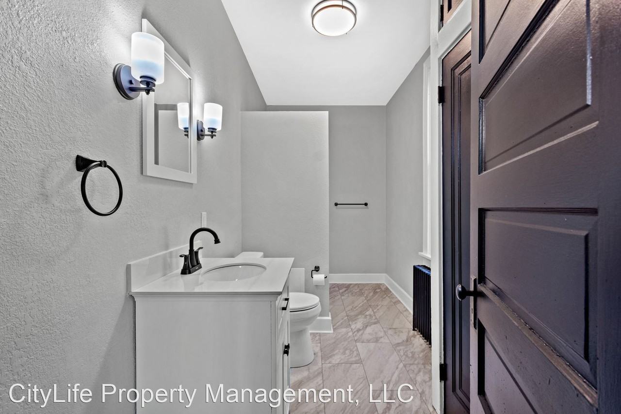 944 Jackman Avenue - Photo 3 of 48