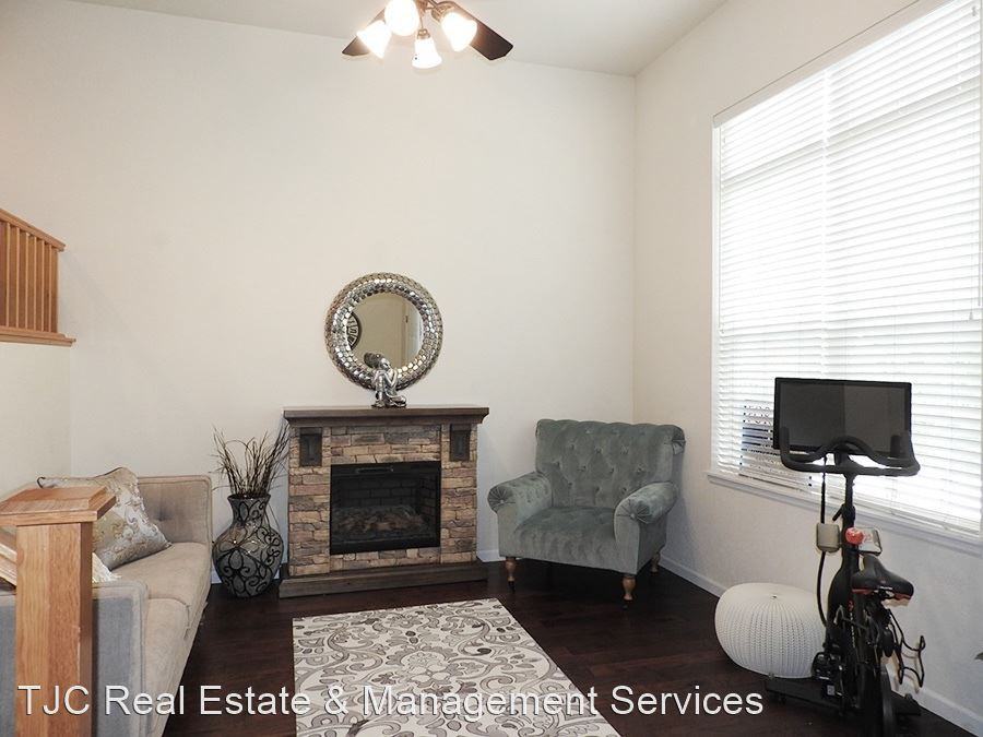 8420 E 29th Ave - Photo 3 of 16