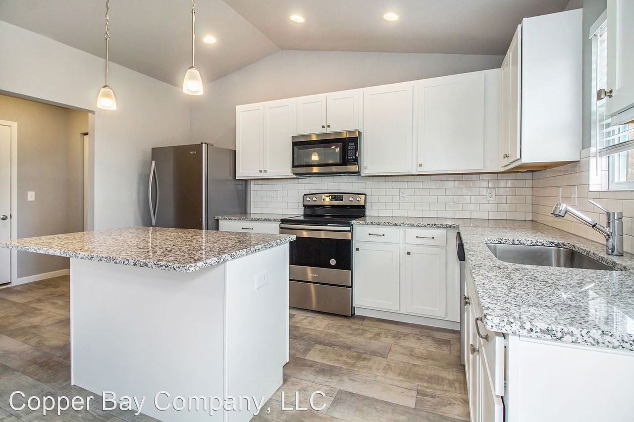 2242 Kildare Dr - Photo 3 of 27