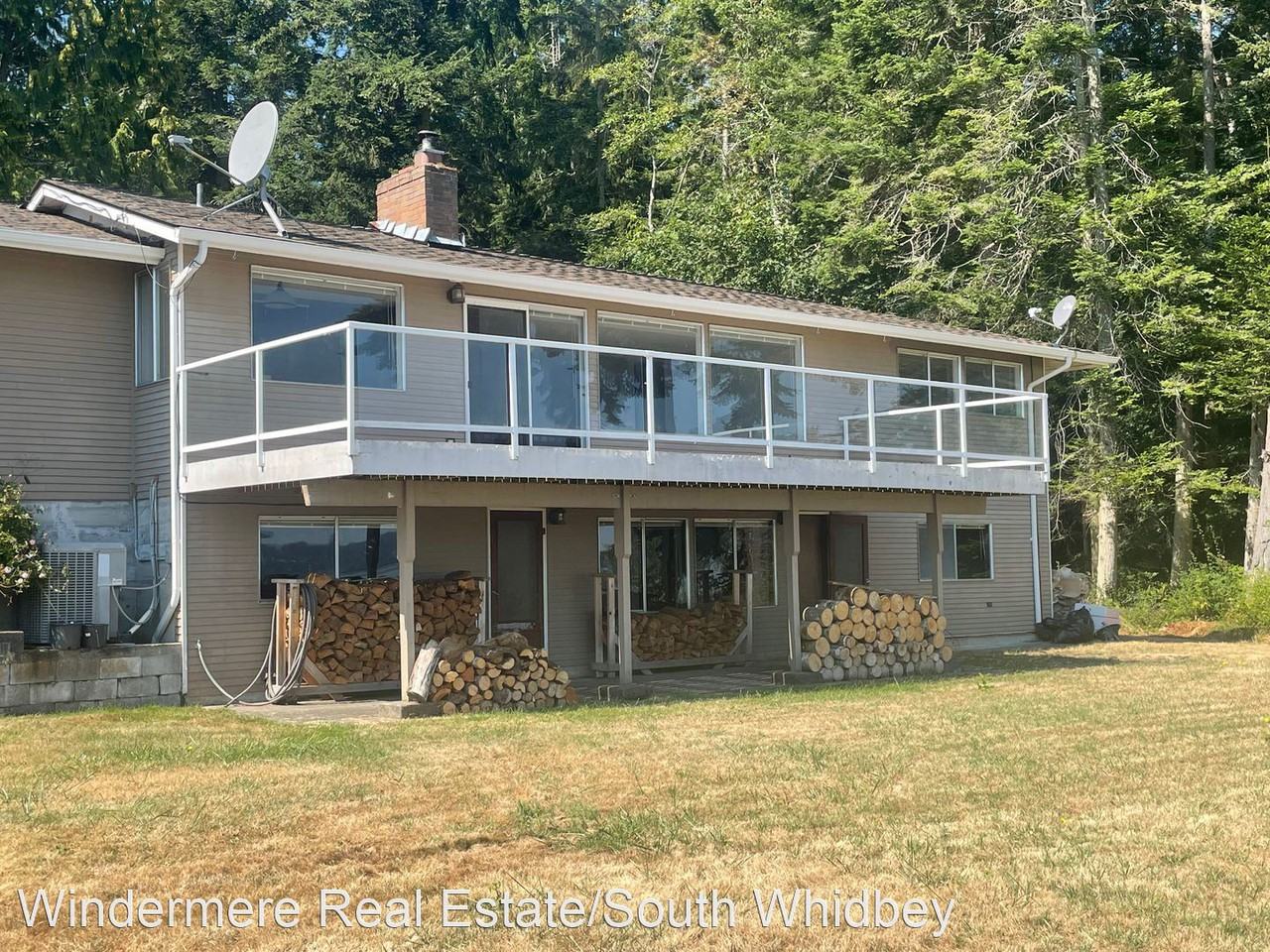 745 Surfside Ln - Photo 2 of 50