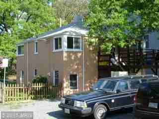 1248 N Stuart St - Photo 2 of 7