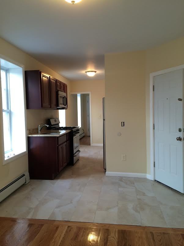 415 Baldwin Ave - Photo 2 of 9