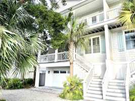 featured image of 1548 Ocean Blvd