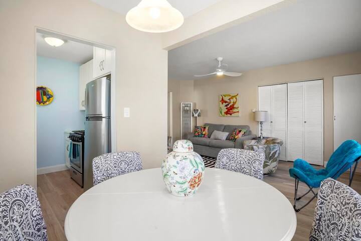 725 Whiting Court #725 - Photo 2 of 19